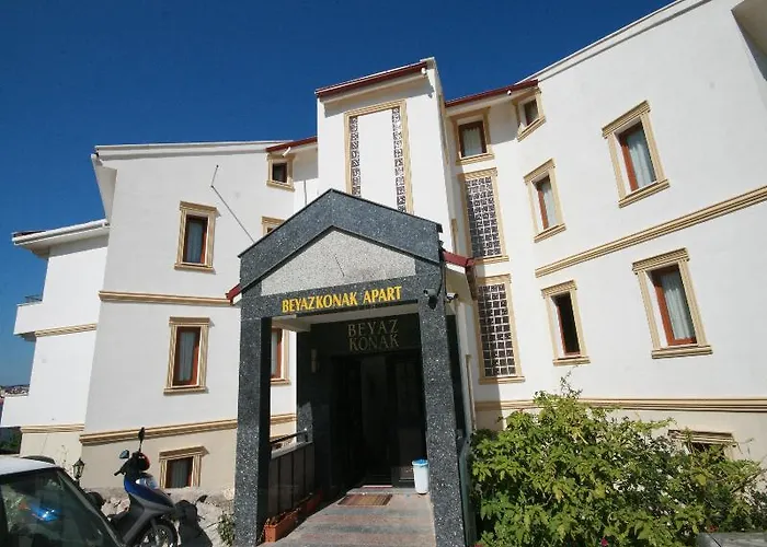 بياز كوناك ايفلري